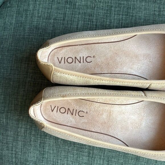 Vionic Women Minna neutral metallic ballet flat comfort shoe Beige Gold 7.5 READ - Picture 3 of 14